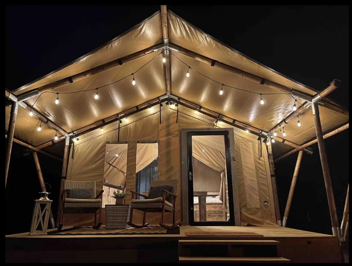 Hotel Firefly Season Glamping Sevierville Exterior foto