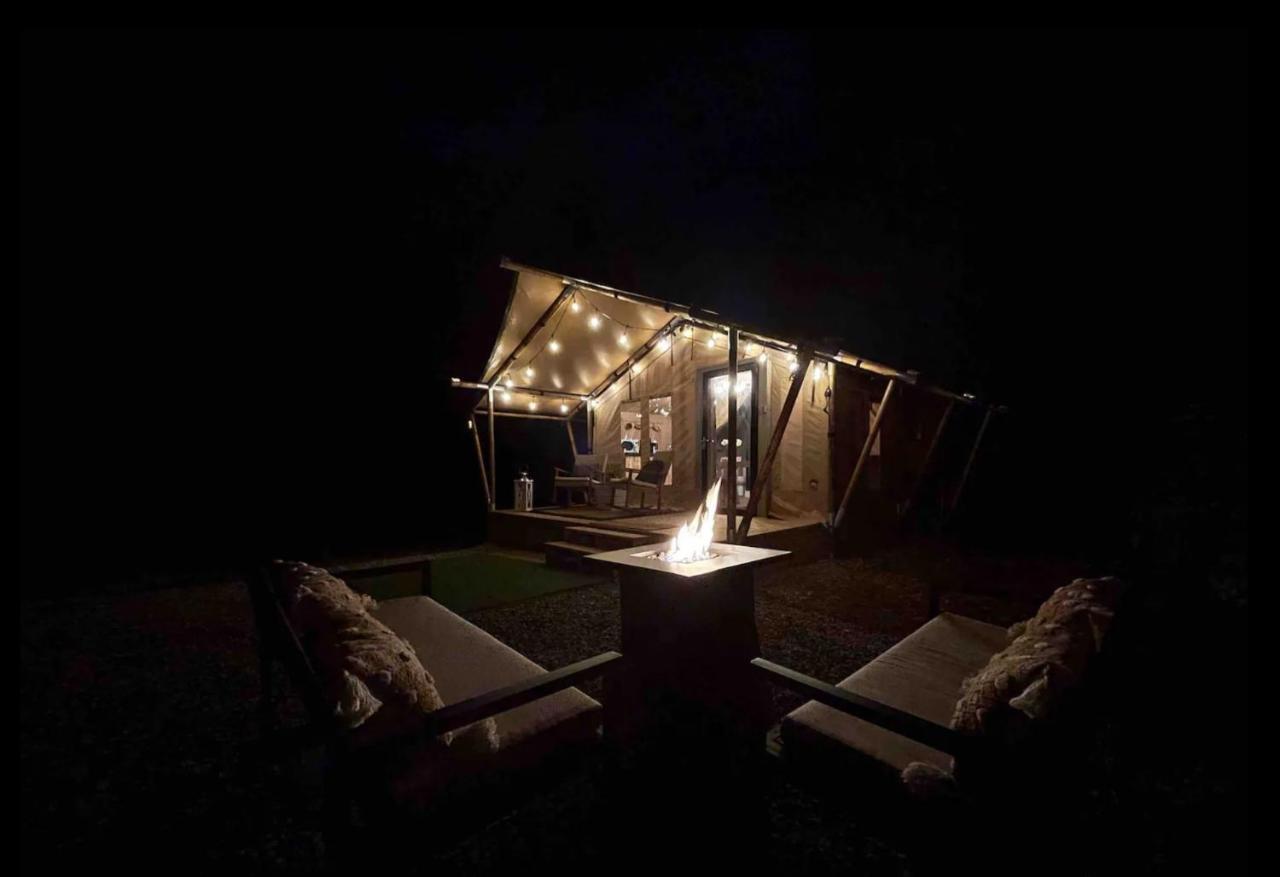 Hotel Firefly Season Glamping Sevierville Exterior foto