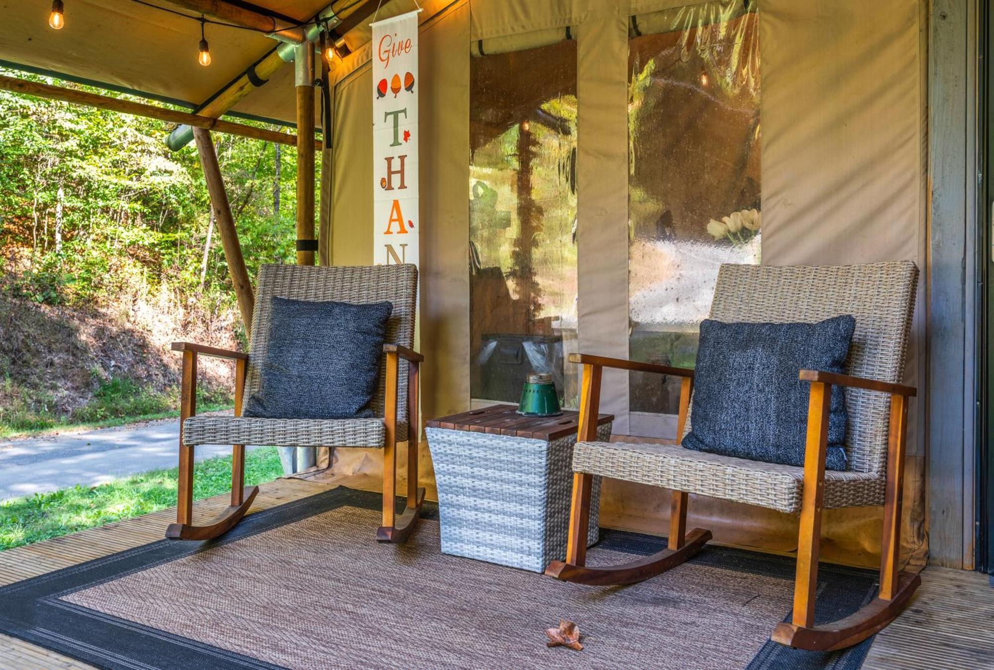Hotel Firefly Season Glamping Sevierville Exterior foto